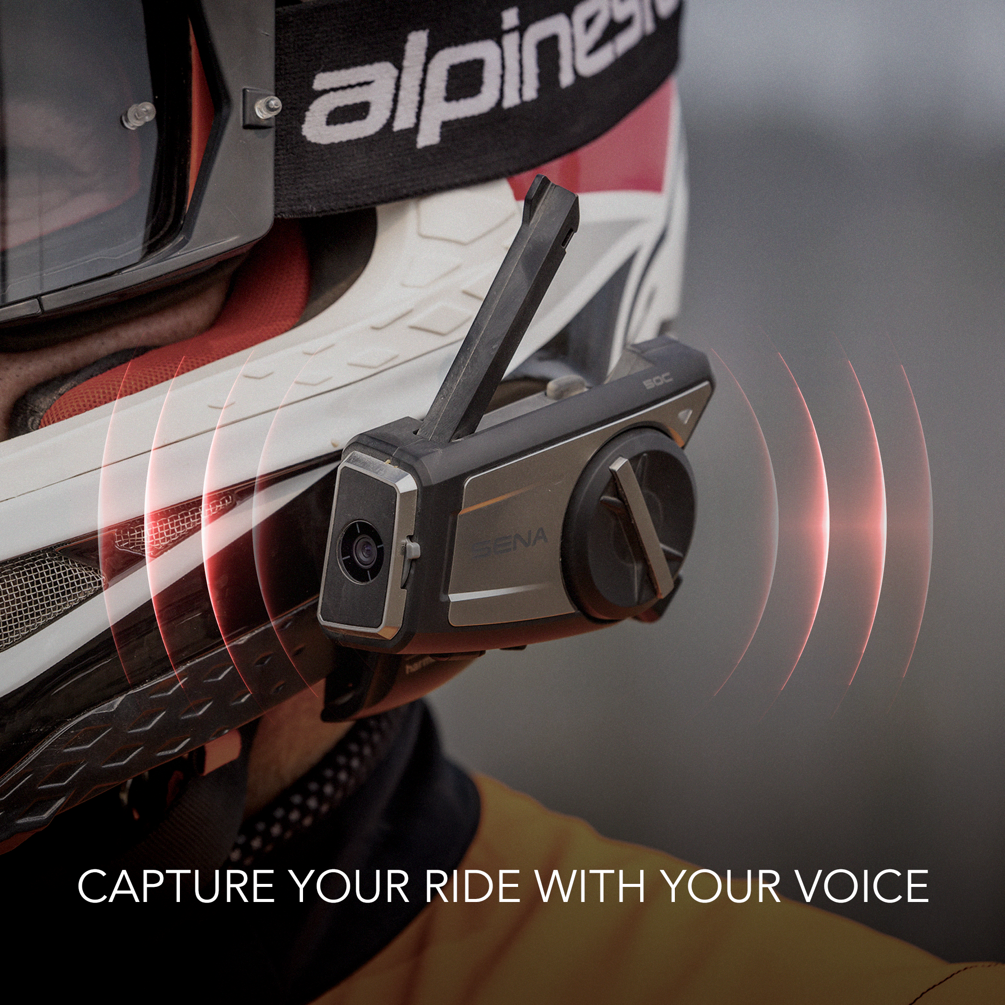 Sena 50C – Motorrad Mesh 3.0 Intercom mit integrierter 4K Kamera & Harman Kardon
