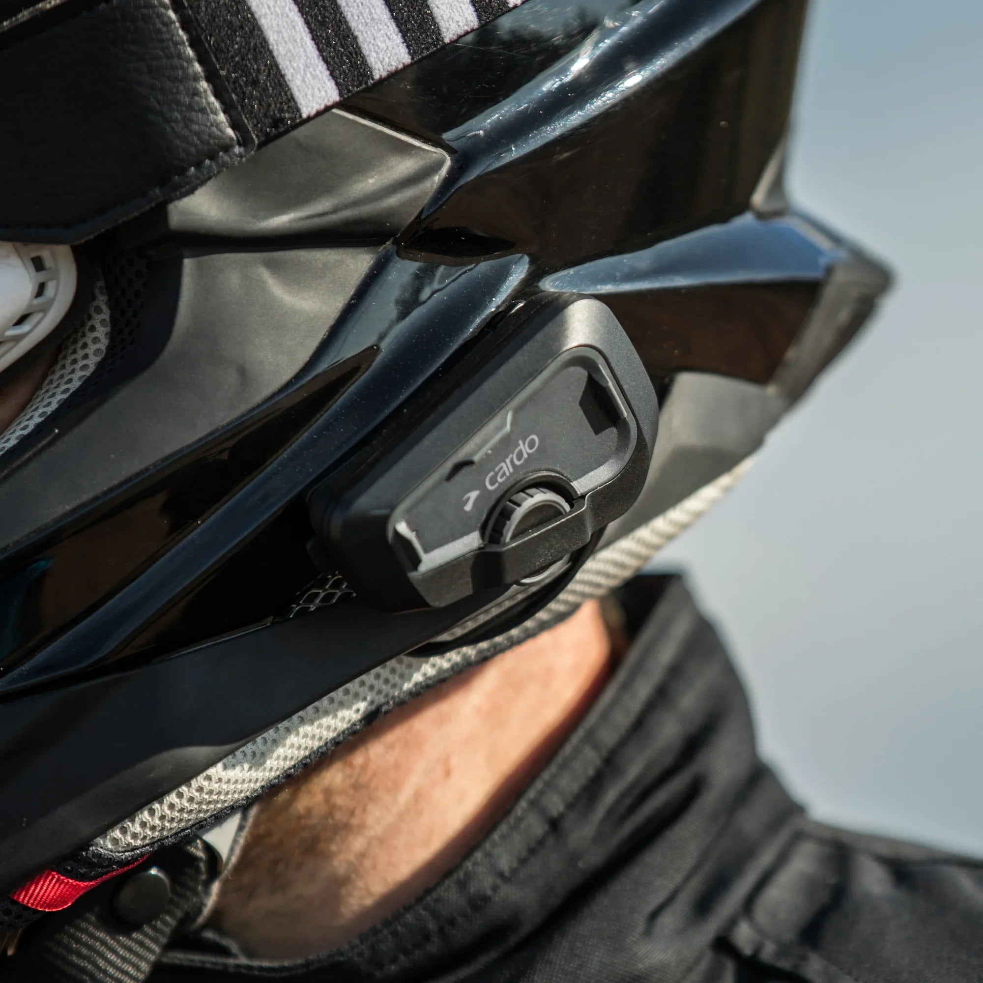 Cardo Freecom 4X – Motorrad Bluetooth Intercom für Gruppen bis 4 Fahrer